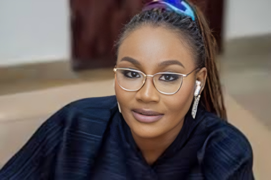 Ex- governor of oyo state Ajimobi eldest daughter die in Uk